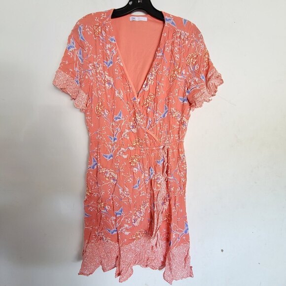 DR2 Coral Pink Floral Faux Wrap Flutter Short Sleeve V Neck Midi Dress Sz Medium - Picture 1 of 12